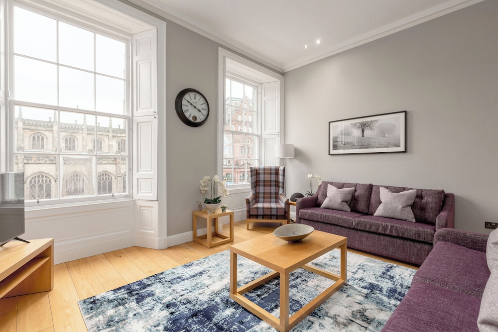 Destiny Scotland - Princes St Residence 26/50
