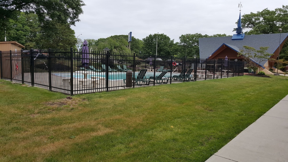 Crystal Inn Neptune 26/32