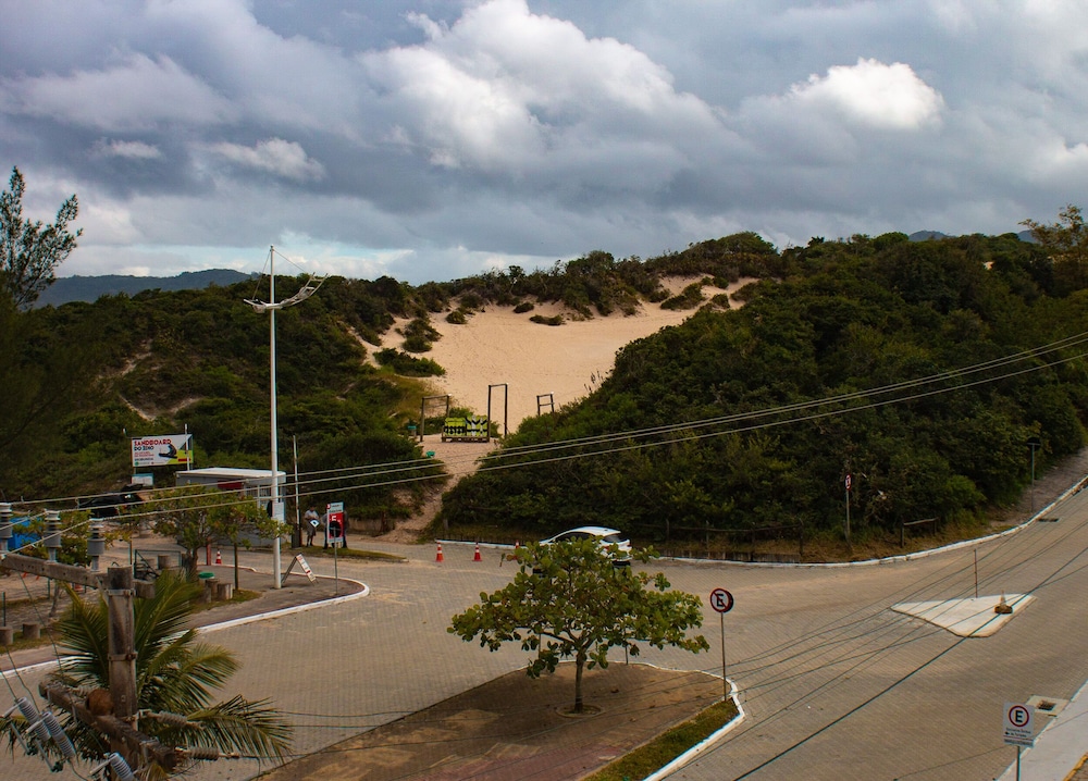 Joaquina Beach Hotel 64/68