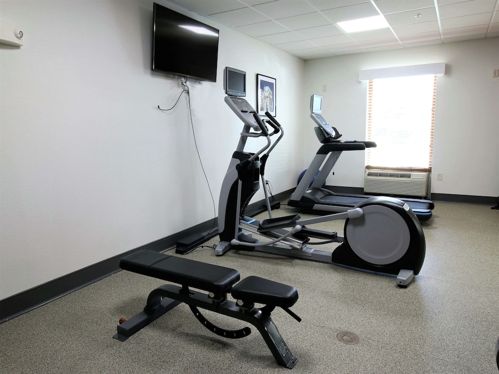 Hampton Inn Suites Palm Coast 46/72
