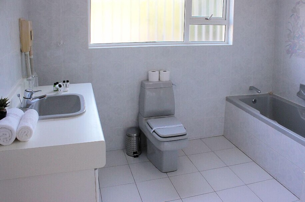 Durban Manor Guest House 35/38