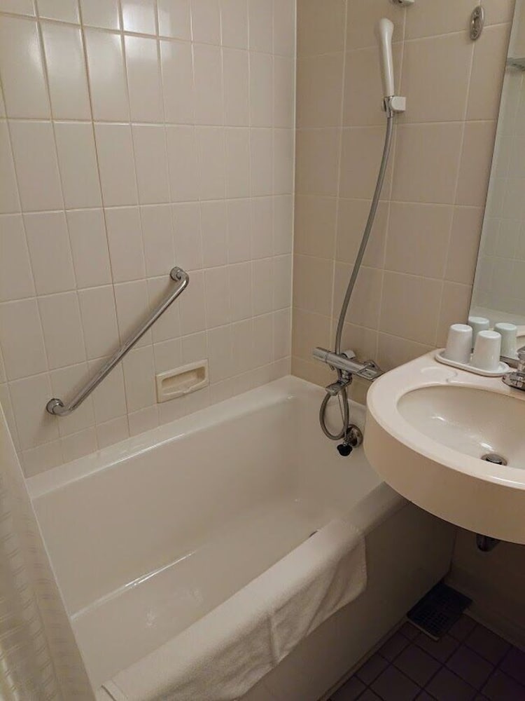 Jr Hotel Clement Tokushima 46/50