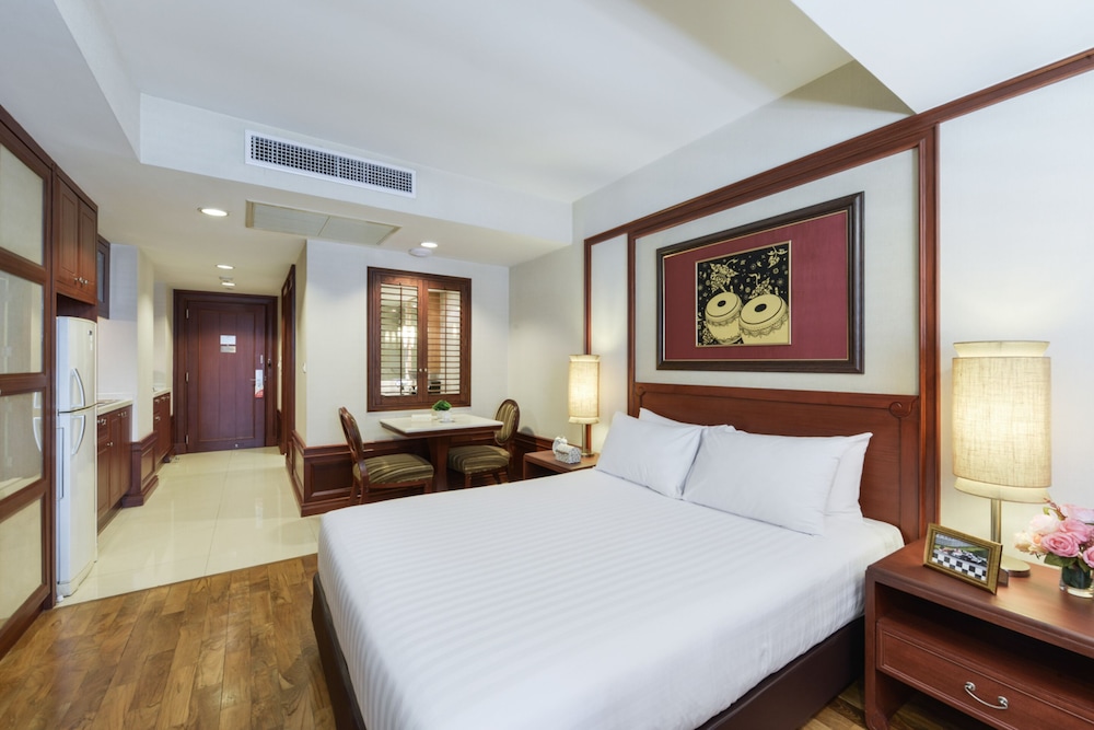 Centre Point Sukhumvit Thong Lo 20/70