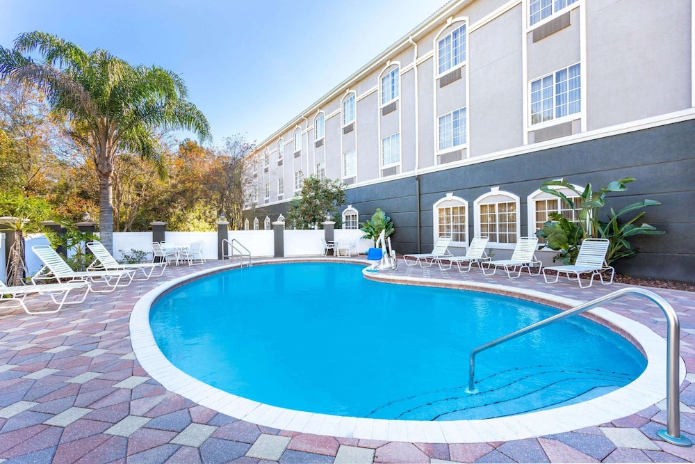 La Quinta Inn And Suites by Wyndham St. Augustine in St. Augustine - FL