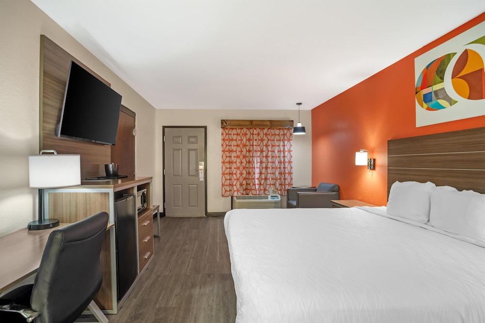 Standard, King Bed
