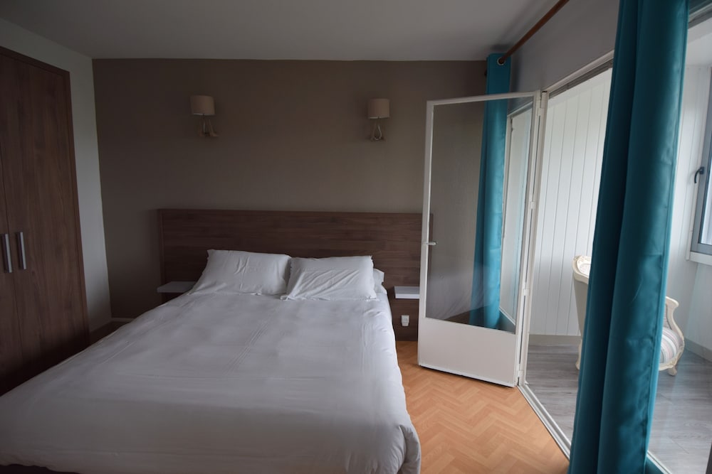 HOTEL BEAU RIVAGE 16/65
