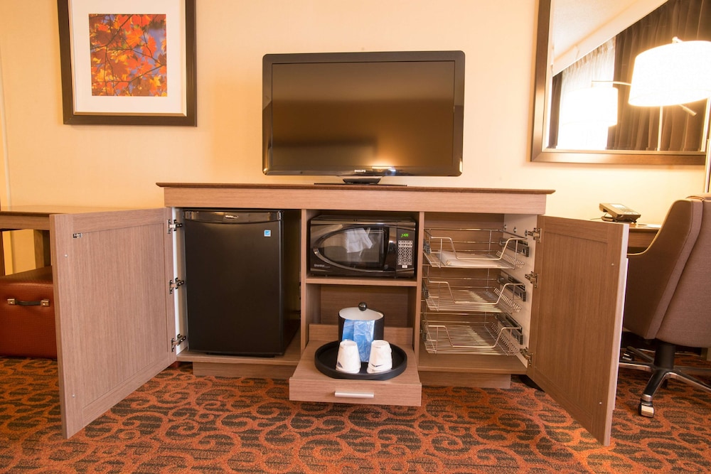 Hampton Inn By Hilton Toronto Mississauga West 48/50