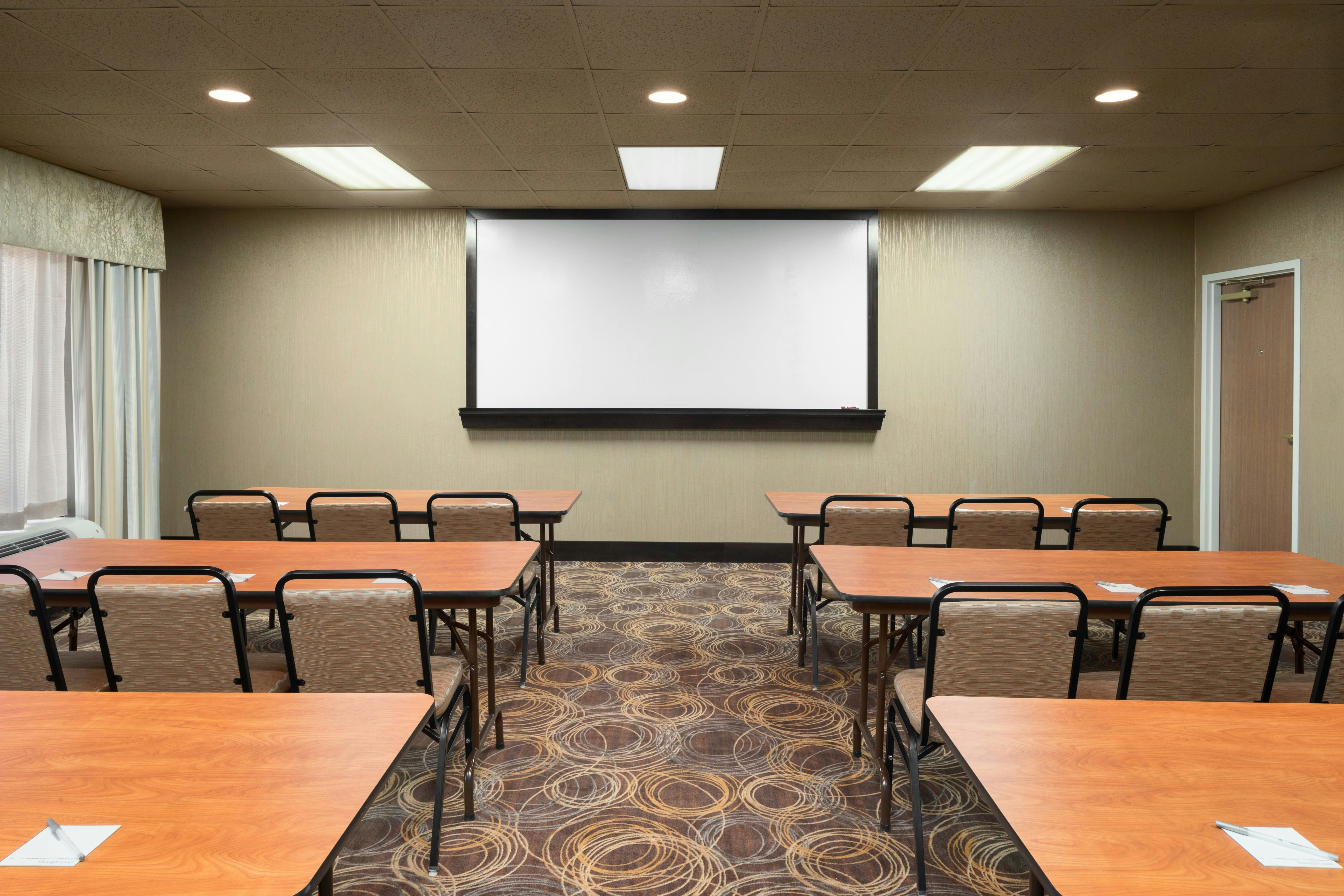 Hampton Inn Pell City 34/42