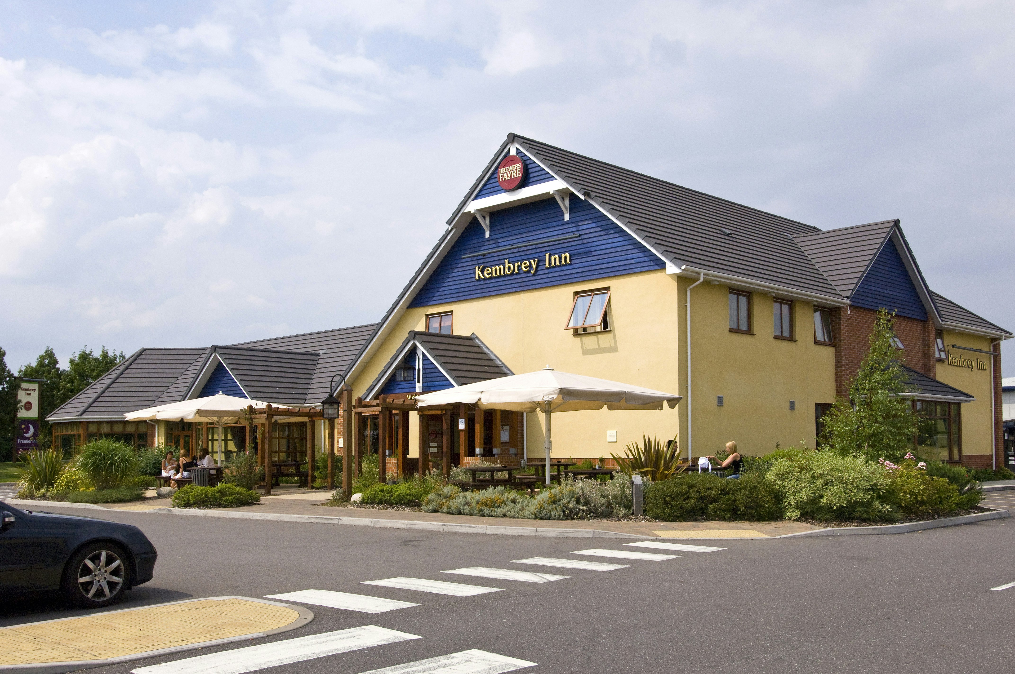 Premier Inn Swindon Central 16/19