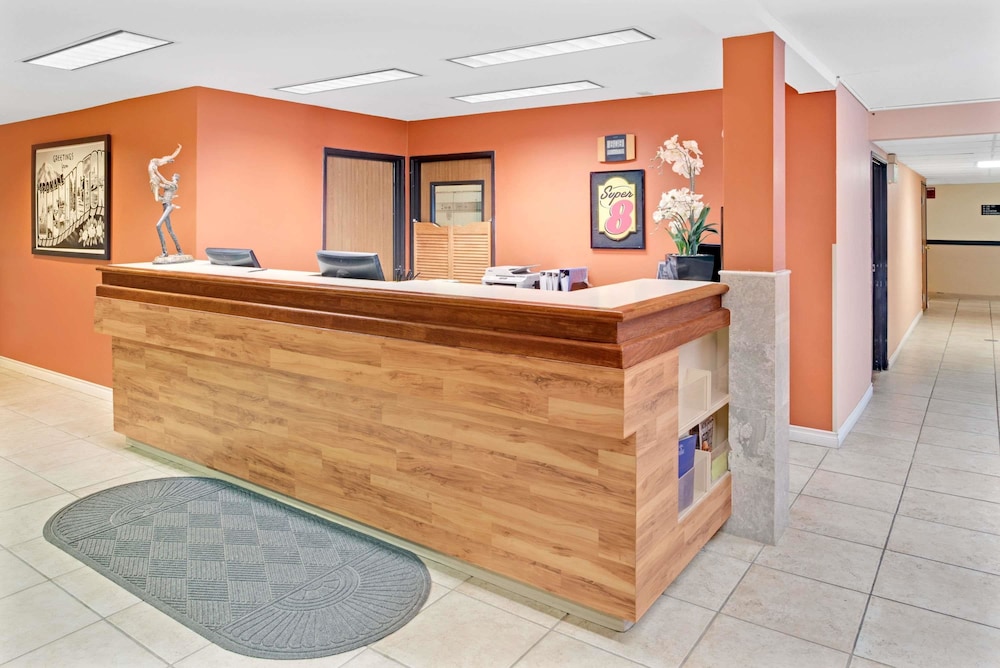 Super 8 By Wyndham Spokane/West 2/23