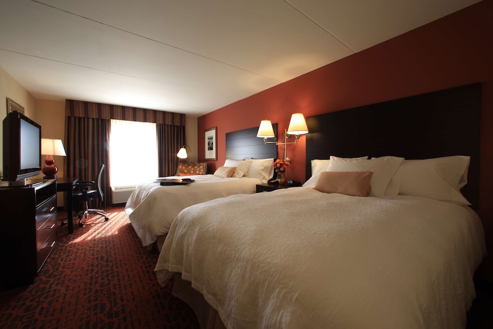 Hampton Inn Atlanta-Canton 14/50