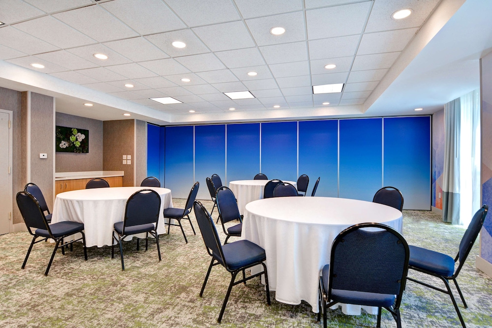 Hilton Garden Inn Jacksonville-Orange Park 19/23
