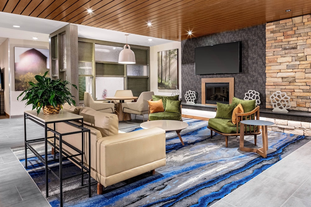 Fairfield Inn Suites Queensbury Glens Falls Lake George Area 25/30