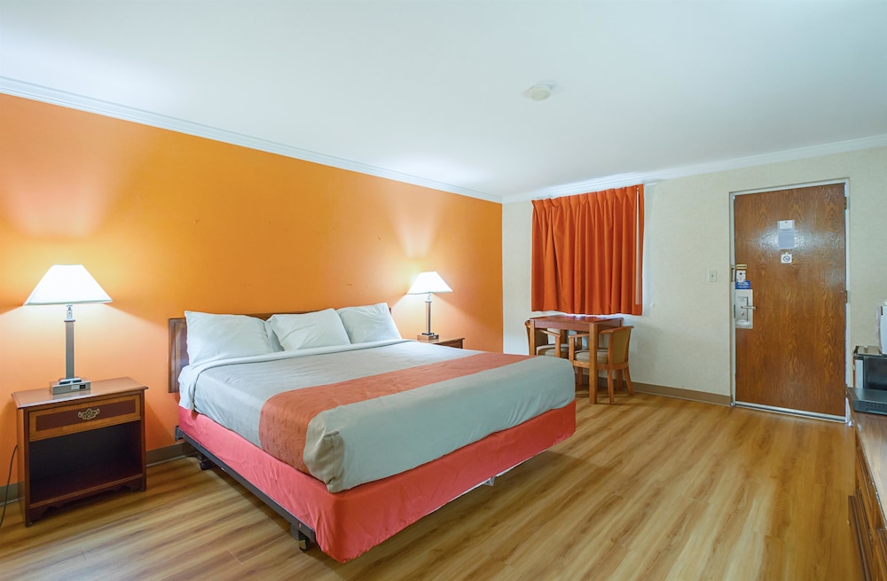 Motel 6 Mechanicsburg - Harrisburg West 25/43