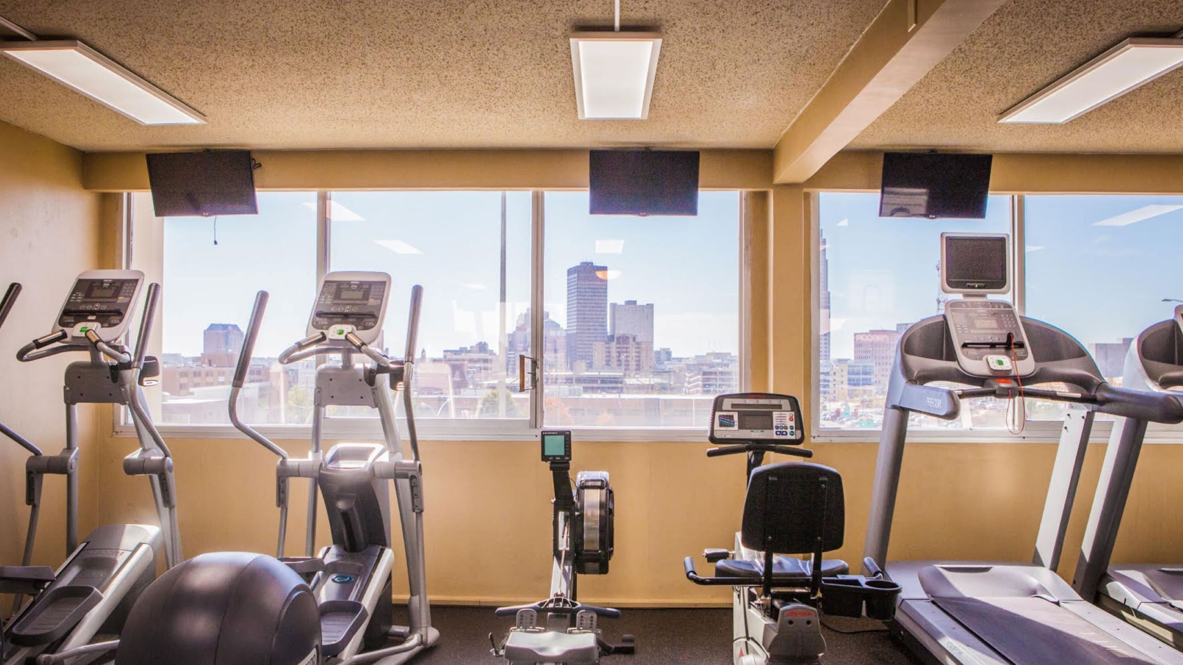 Holiday Inn Des Moines Downtown-Mercy Area 7/21