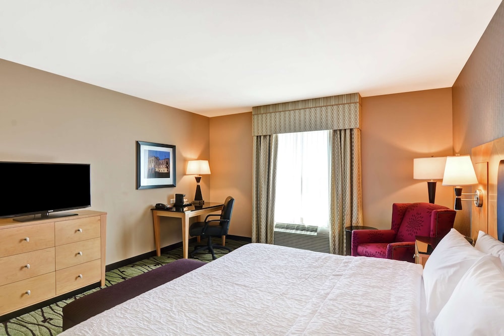 Hampton Inn And Suites Raleigh Crabtree Valley Nc 22/55