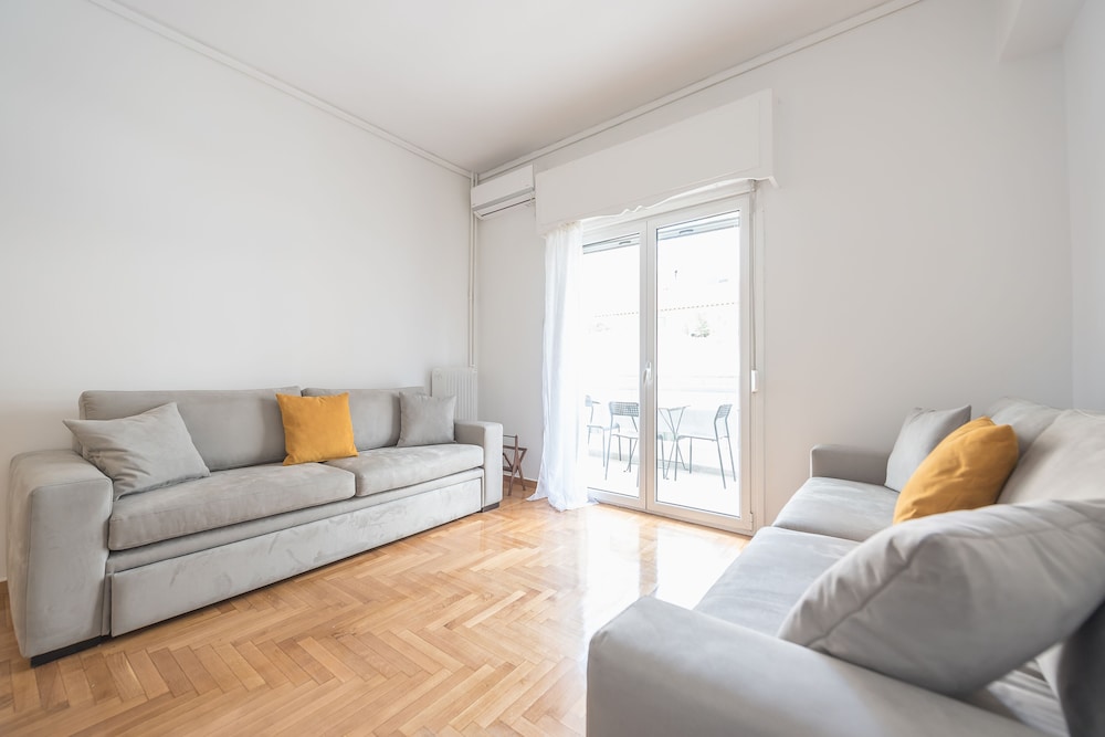 Victorias Secret Apartment 24/35
