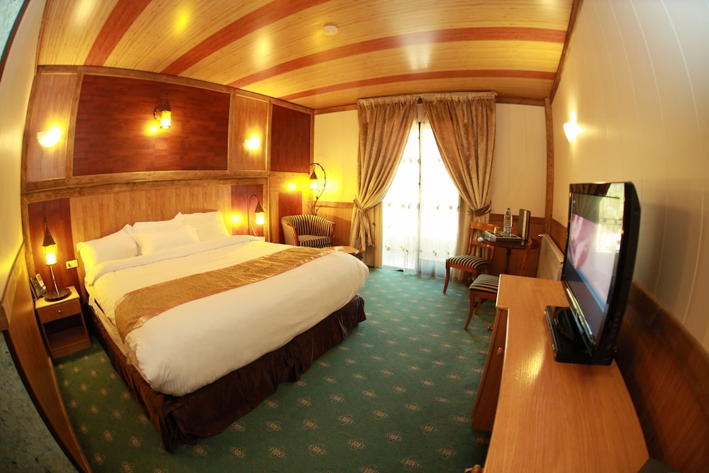 Pineland Hotel & Health Resort 15/59