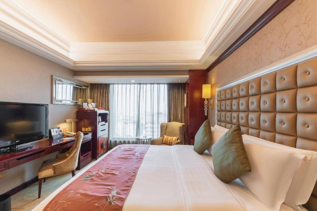 Shenyang Royal Wanxin Hotel 19/56