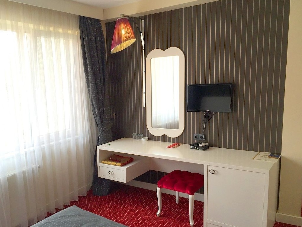 Kadhirga Hotel 32/32