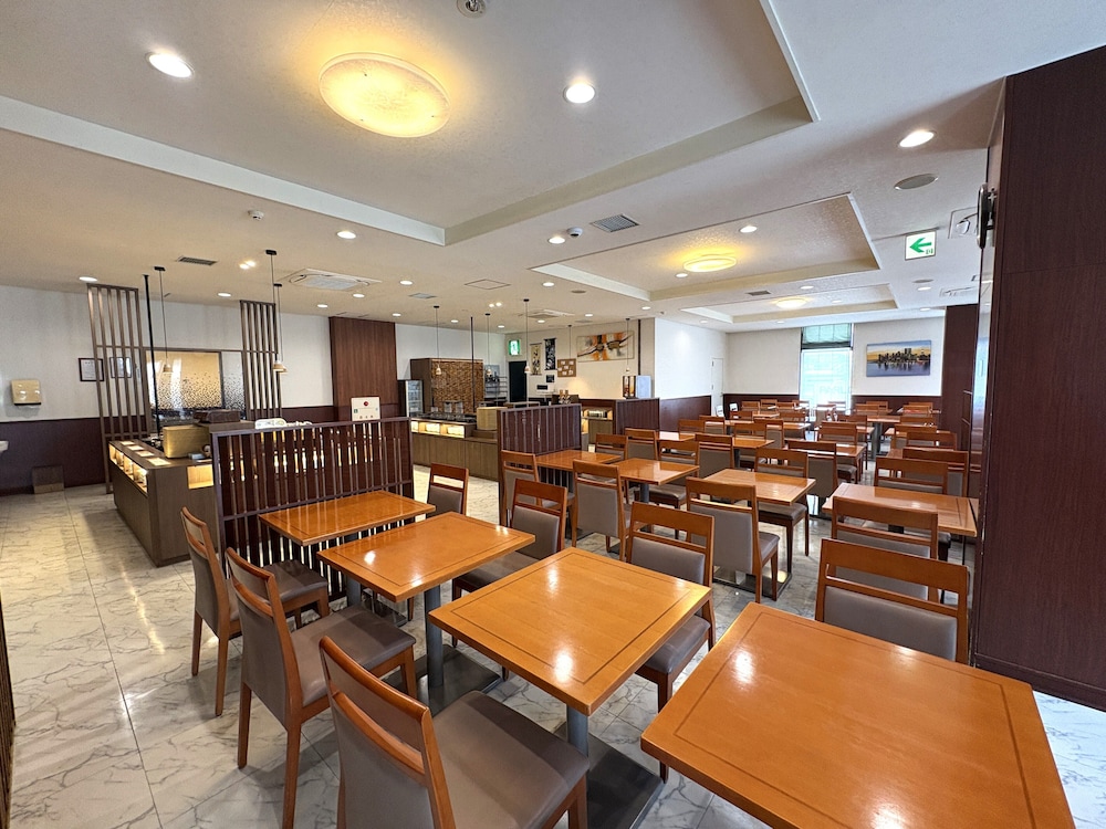 Hotel Route-Inn Niihama 55/63