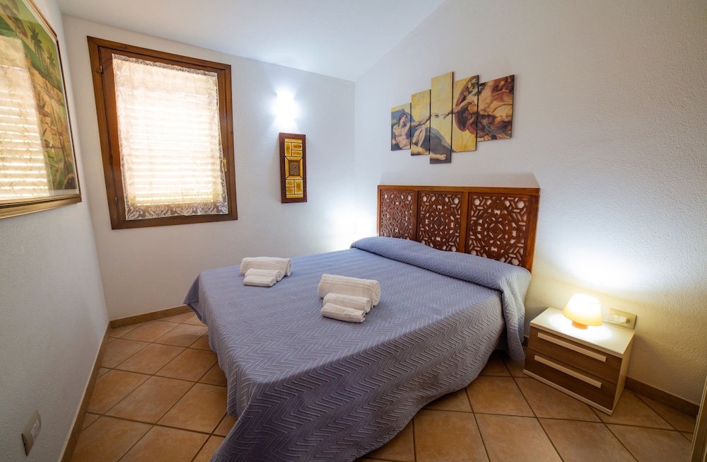 Villaggio Porto Corallo 15/50