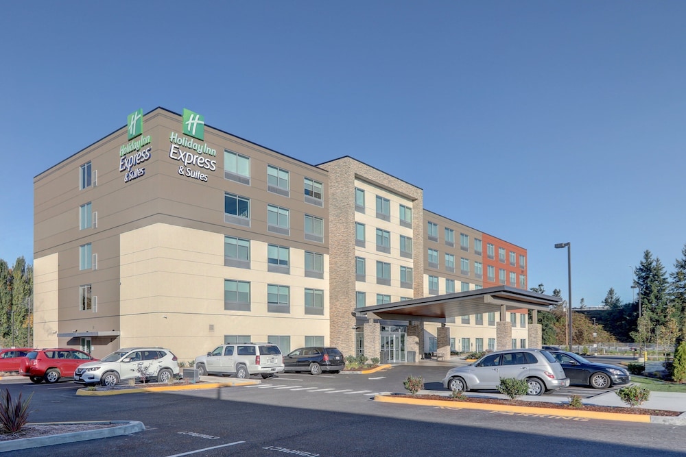Holiday Inn Express & Suites Auburn Downtown 1/48
