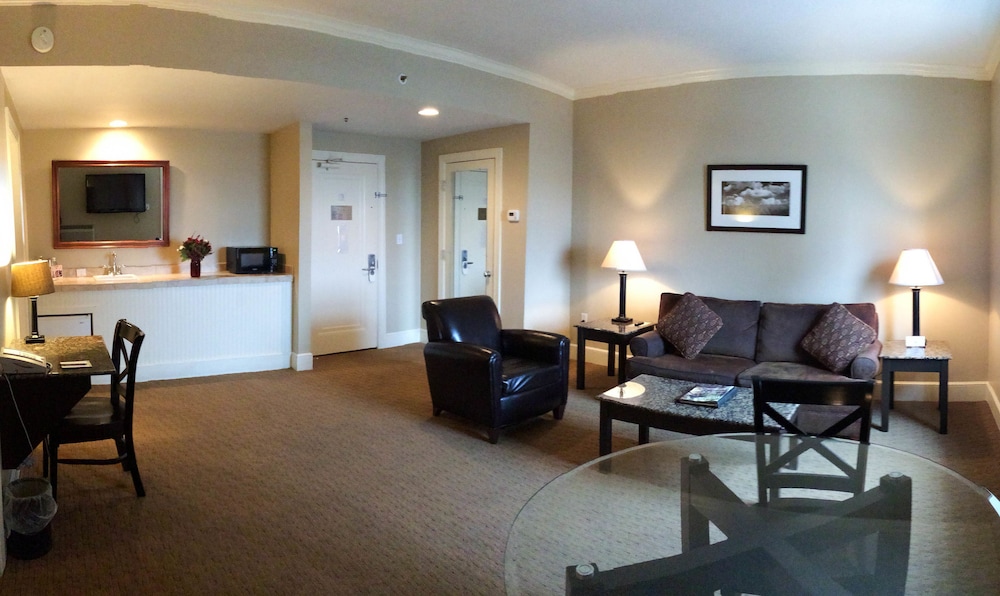 The Eldridge Hotel 14/31