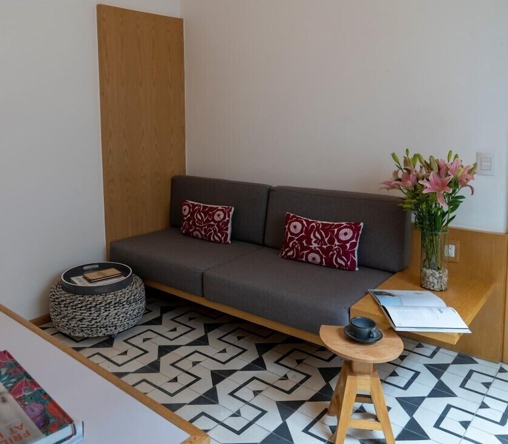 Casa Decu 27/50