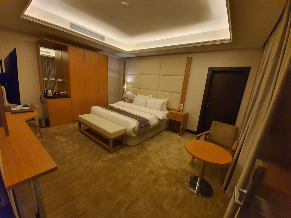 فندق جراند بارك(Verta Hotel Jeddah) 28/50
