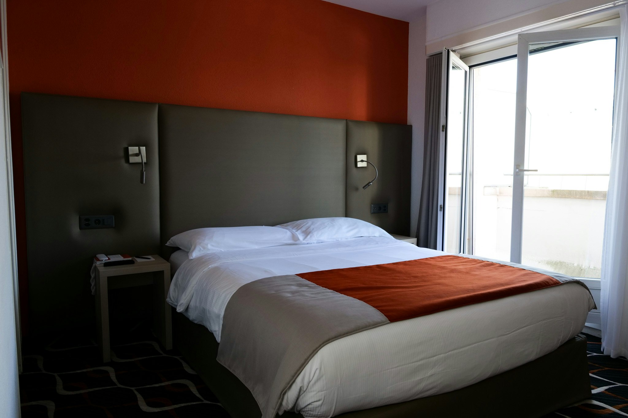 Eden Hotel 9/49