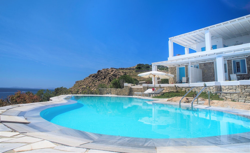 Adikri Villas and Studios 41/50