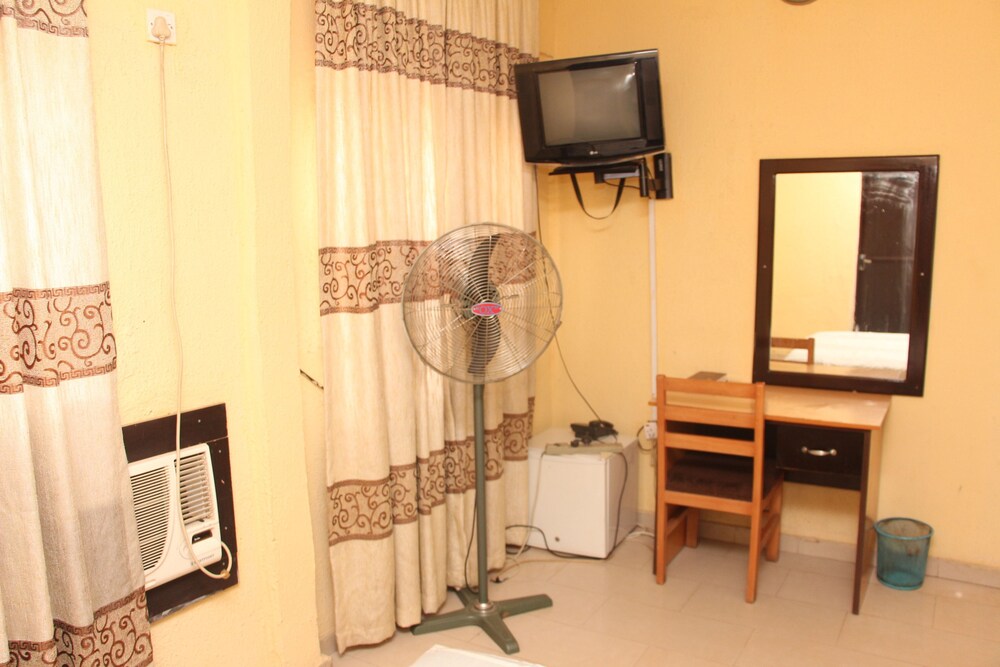 Sapphire Guest House 7/14