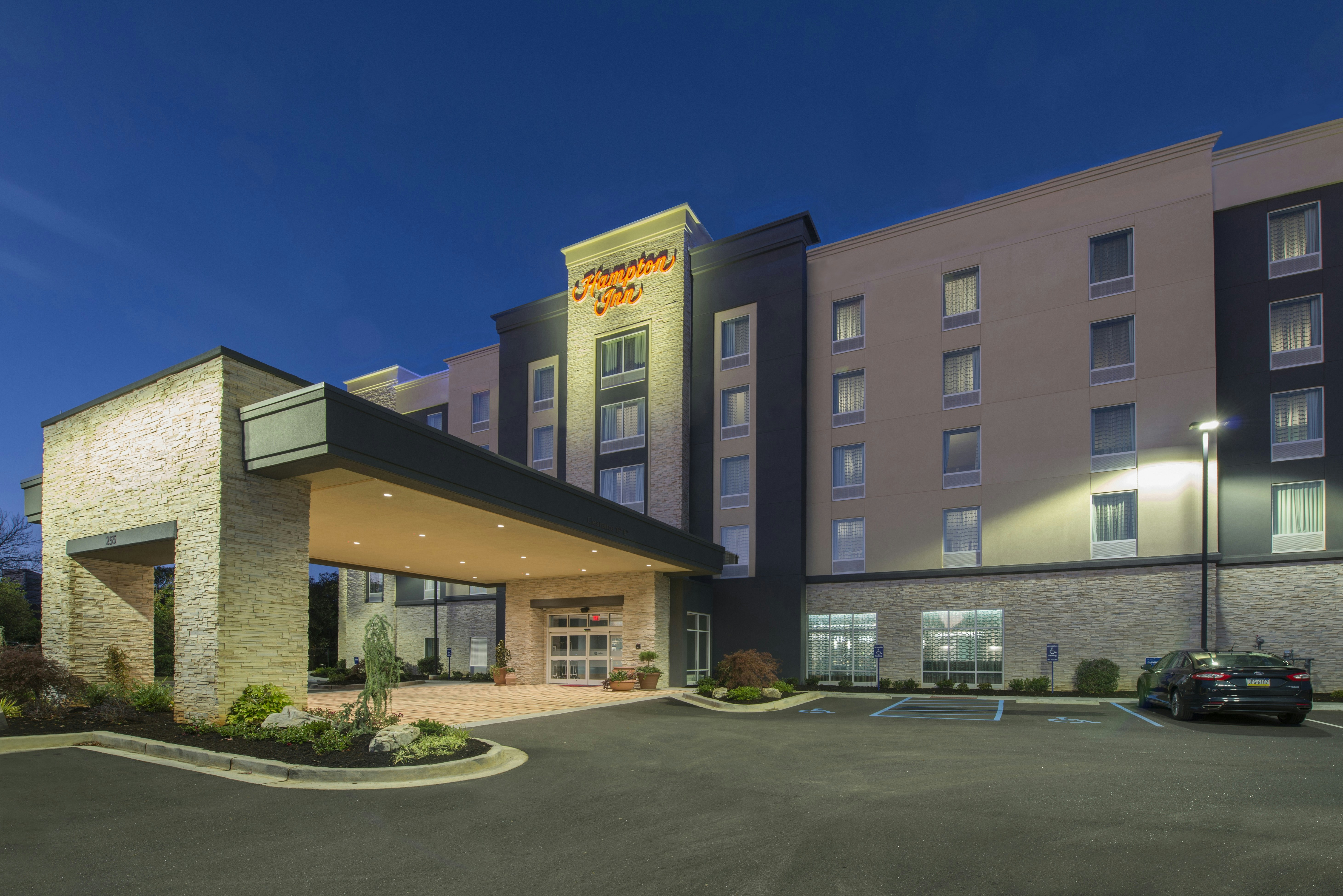 Hampton Inn Greenville/I-385 Haywood Mall 40/42