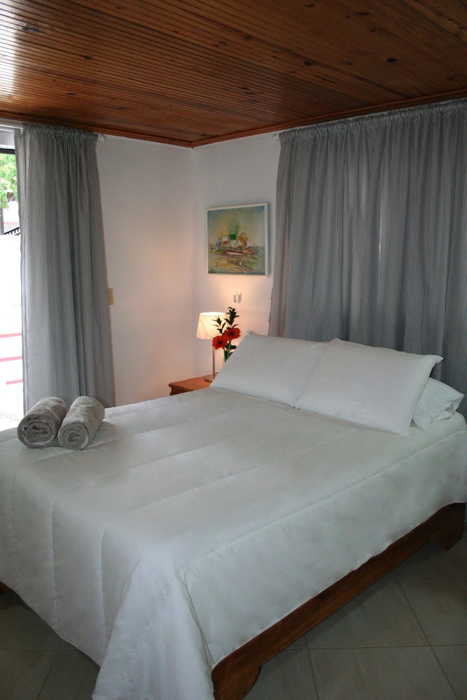 Hotel Zapata 10/71