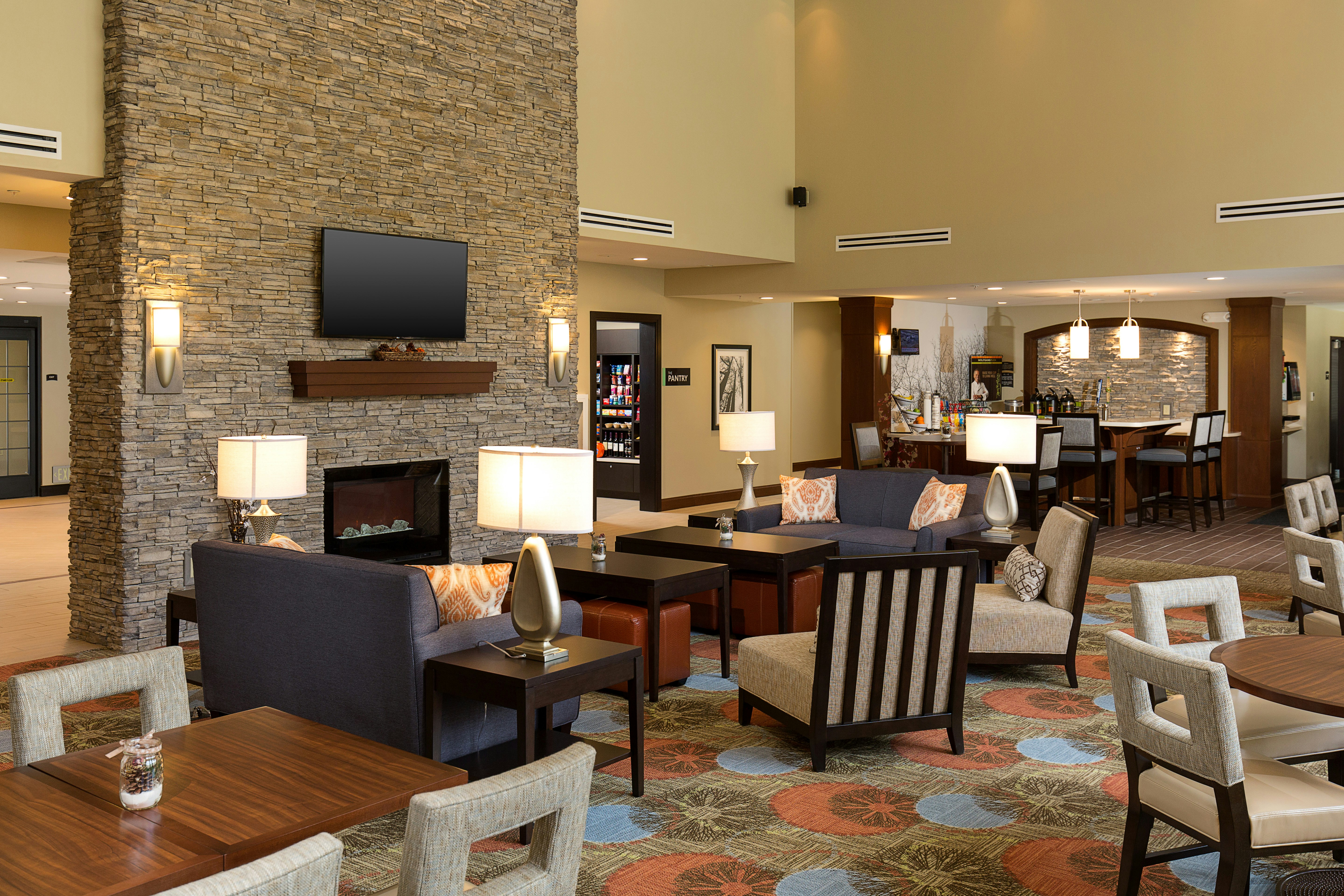 Staybridge Suites Corona South 28/45