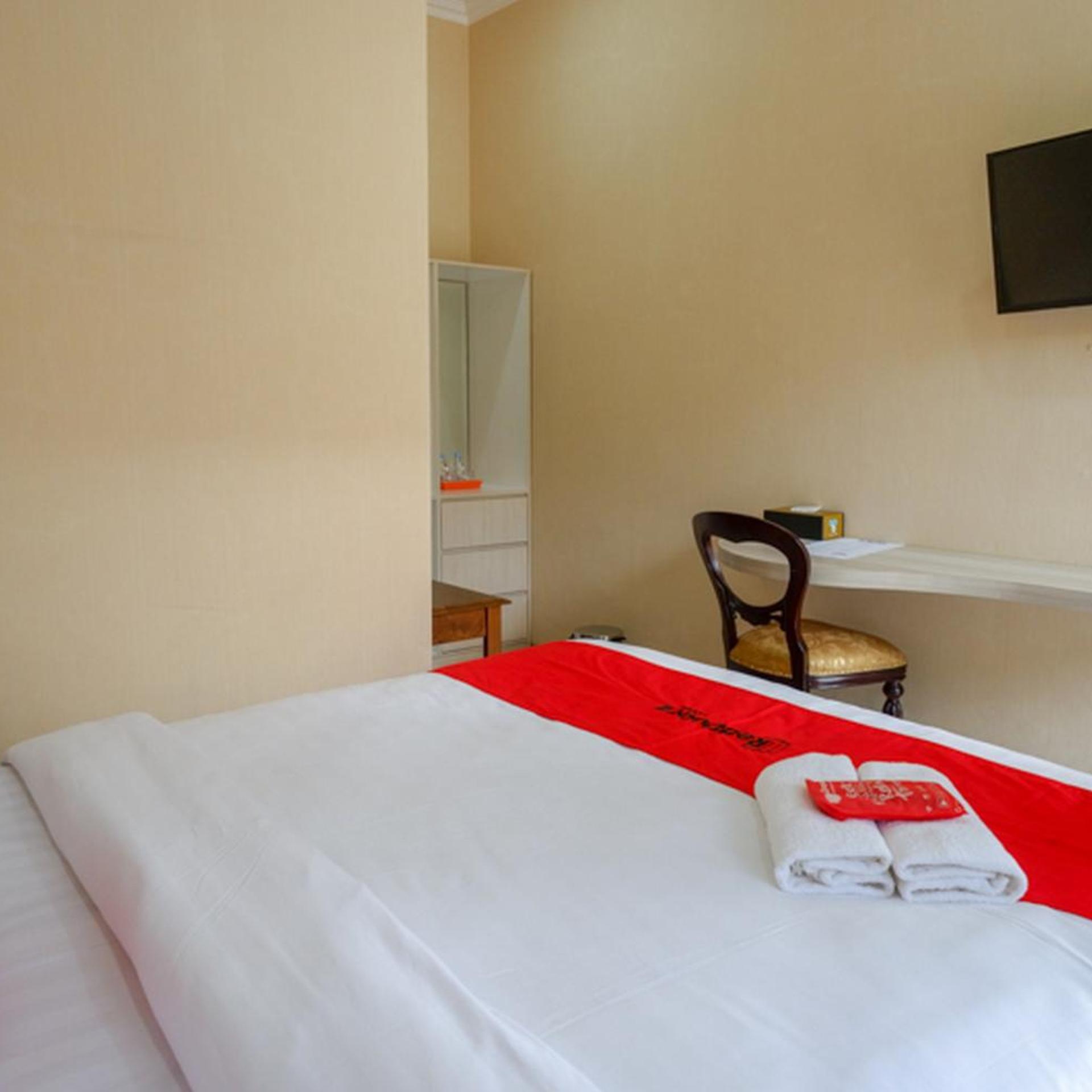 RedDoorz @ Jalan Majapahit Semarang 27/56