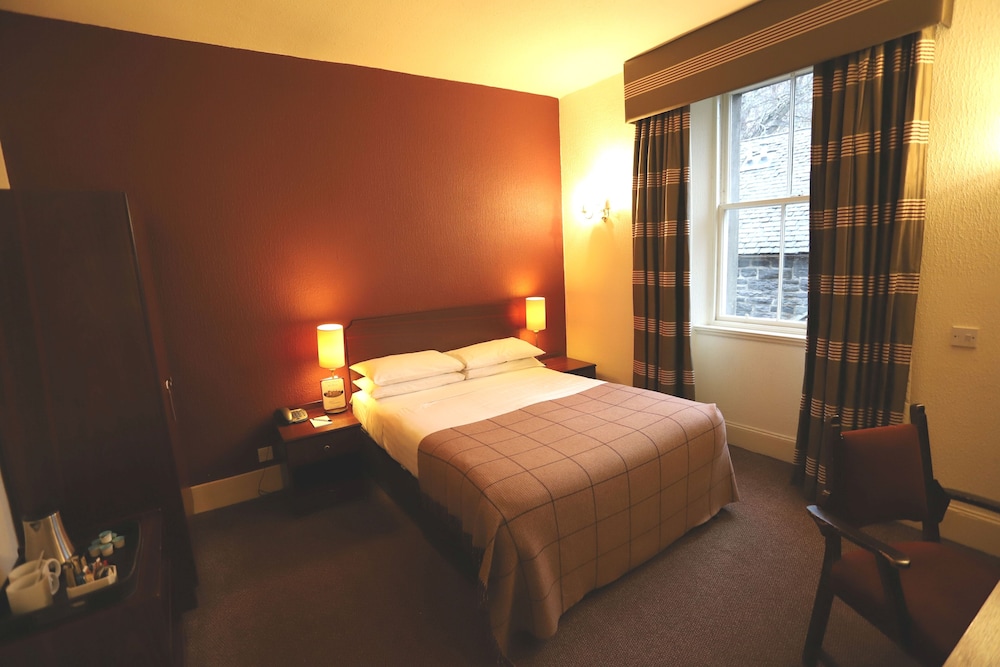 BEN WYVIS HOTEL 25/58