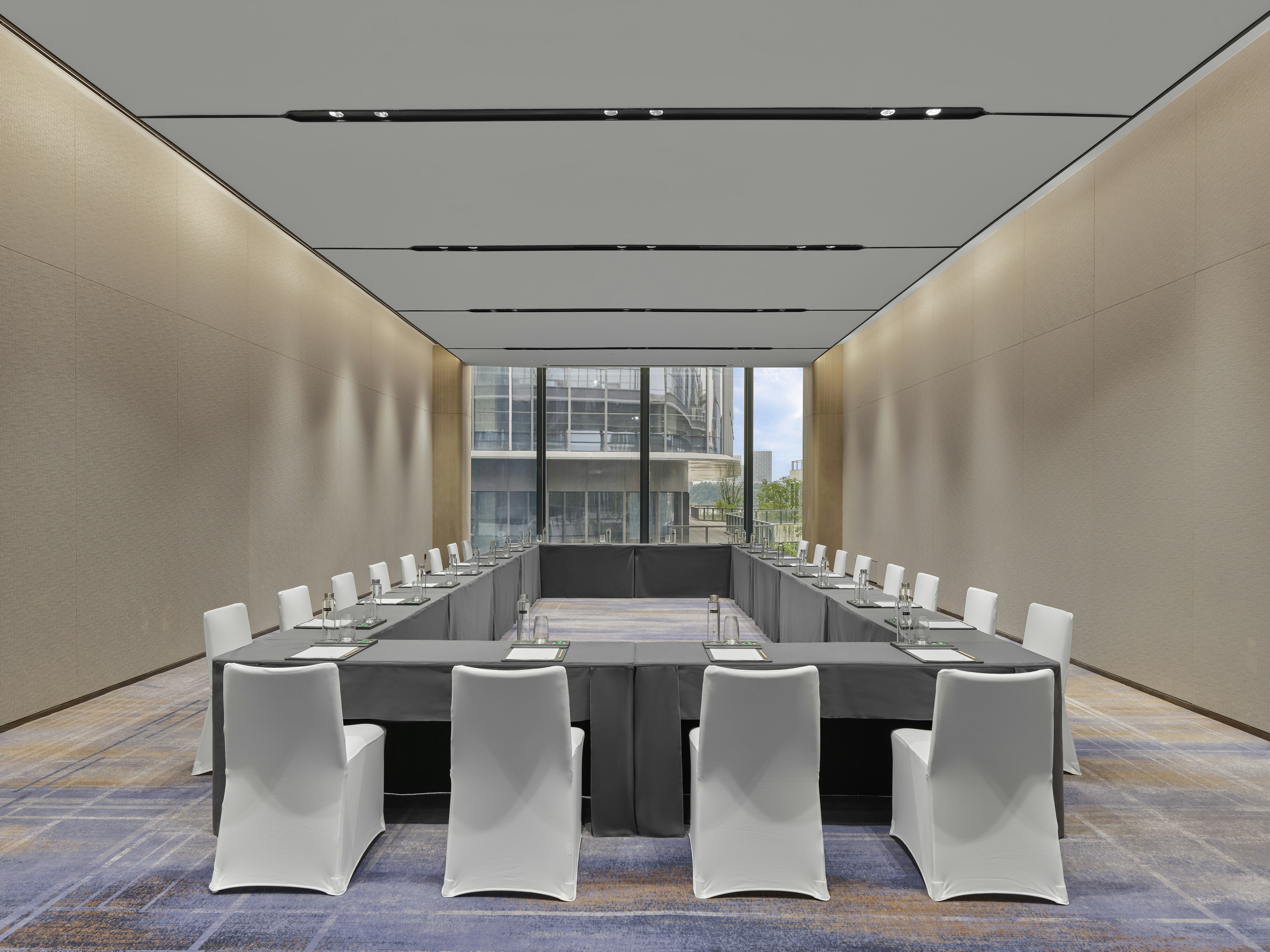 DoubleTree by Hilton Chengdu Xinglong Lake 46/53