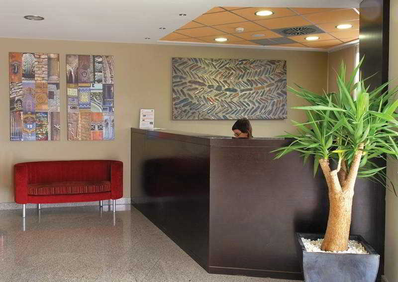 Blu Hotel Pamplona 5/32