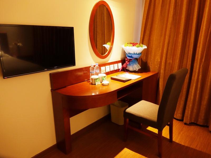 GreenTree Inn Chifeng Linxi Ronglin Homeland Express Hotel 10/15