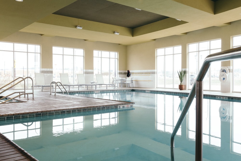 swimming pool spa