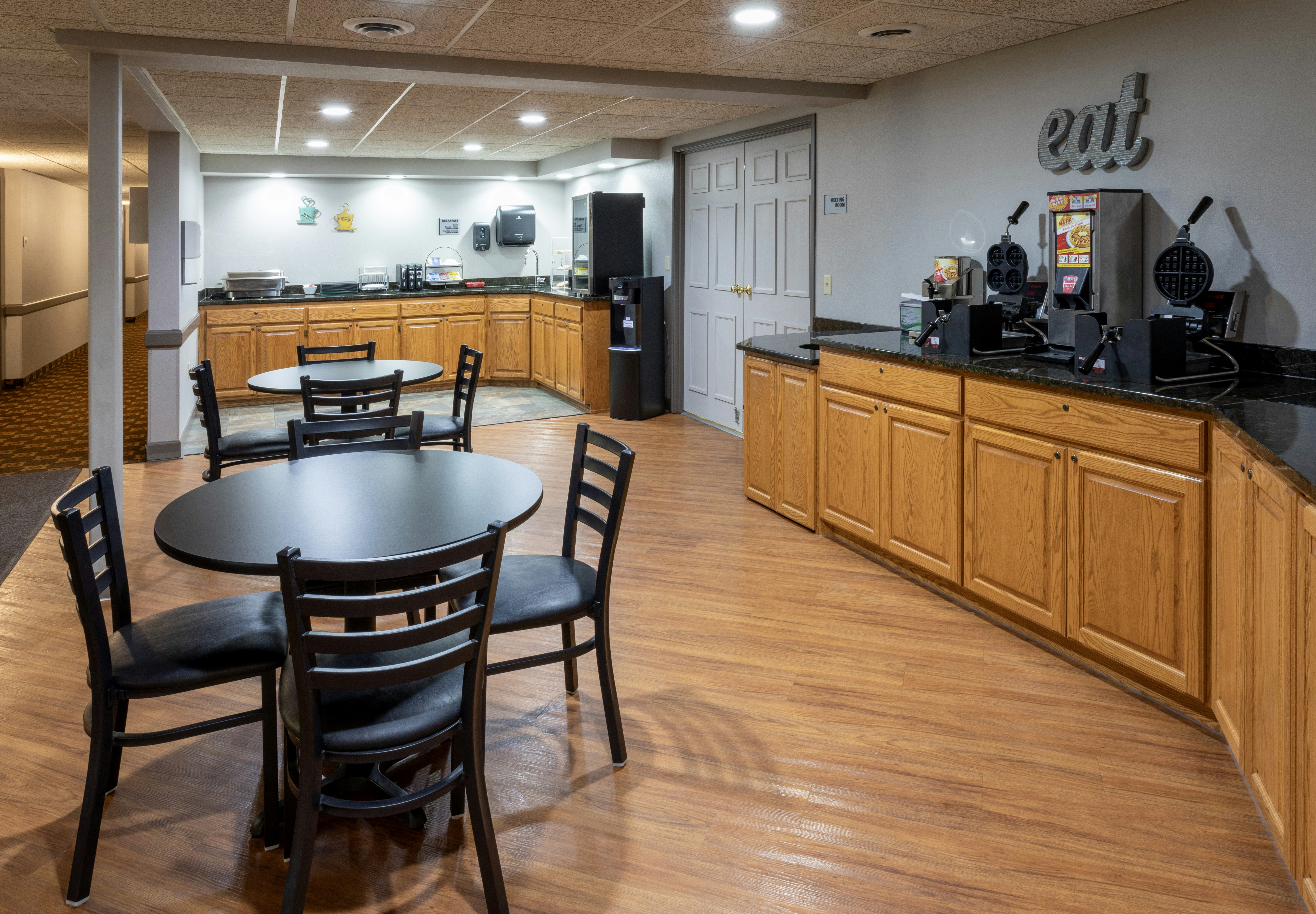 Paynesville Inn And Suites 19/24