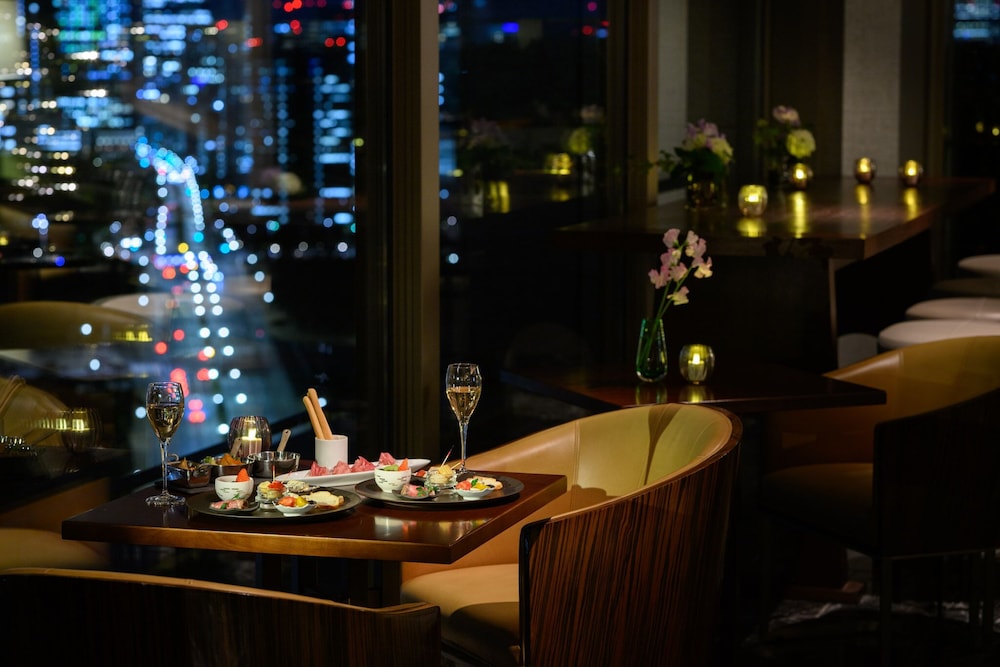 Palace Hotel Tokyo 75/87