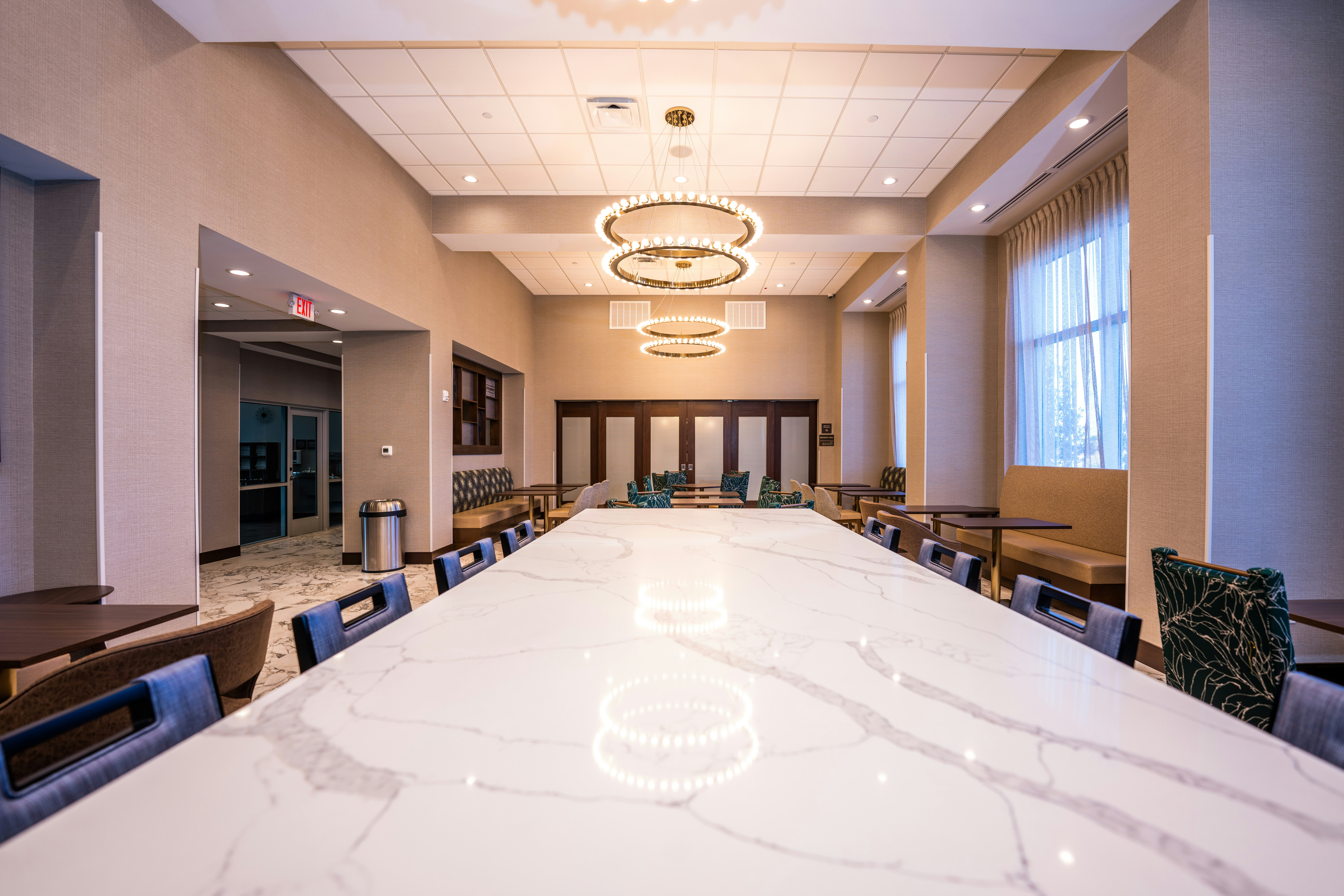 Hampton Inn Suites Houston Sugar Land 22/34