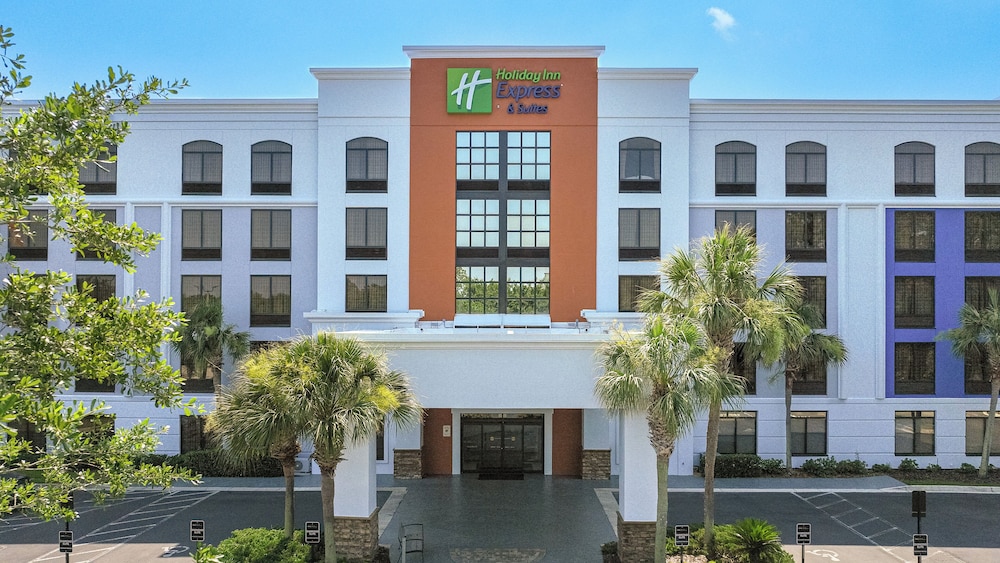 Holiday Inn Express & Suites Jacksonville SE- Med Ctr Area 4/55