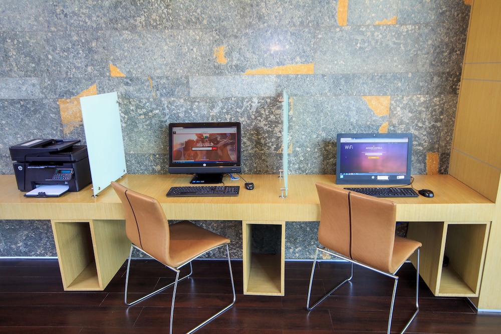Ibis Medellin 57/67