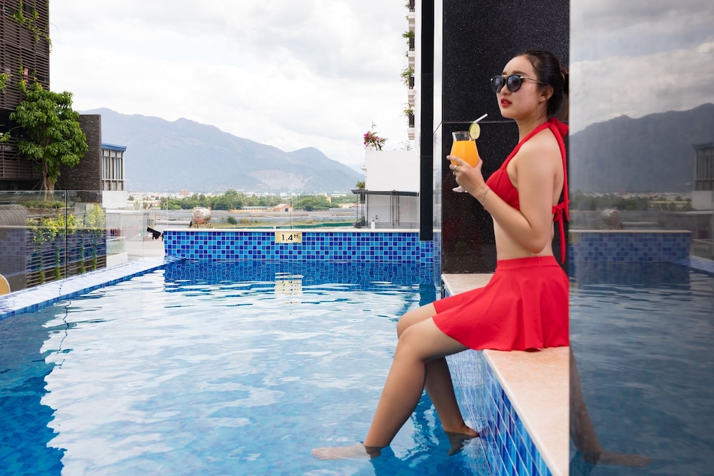 Red Sun Nha Trang Hotel 83/100
