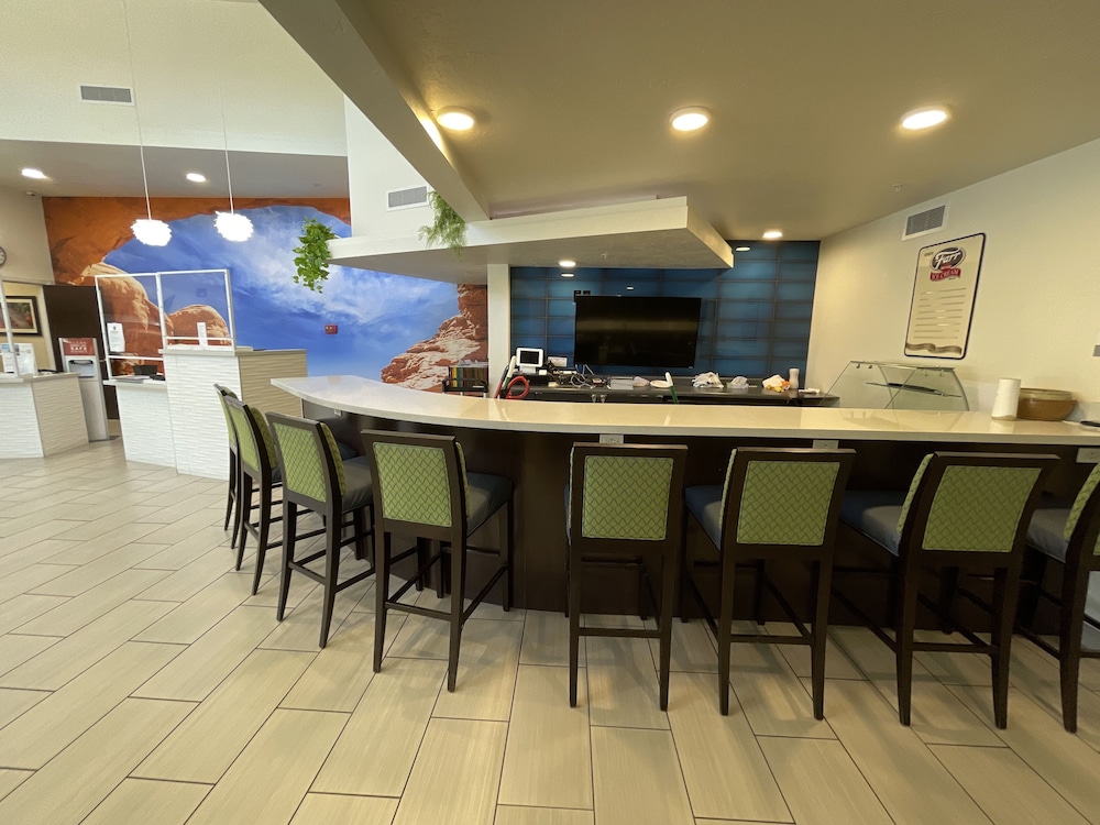 Wingate by Wyndham Cedar City 33/50