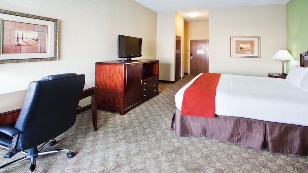 Holiday Inn Express Peachtree Corners Norcross 26/78